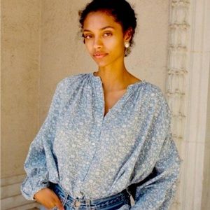 Doen Jane blouse in dusty blue floral - size S or XS